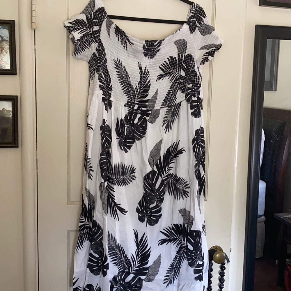 Old Navy floral off the shoulder dress size XXL